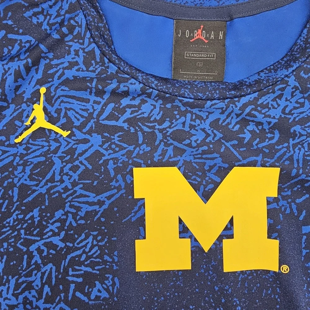 Jordan‎ Michigan Wolverines Long Sleeve Shirt Men's Large Blue NCAA Performance